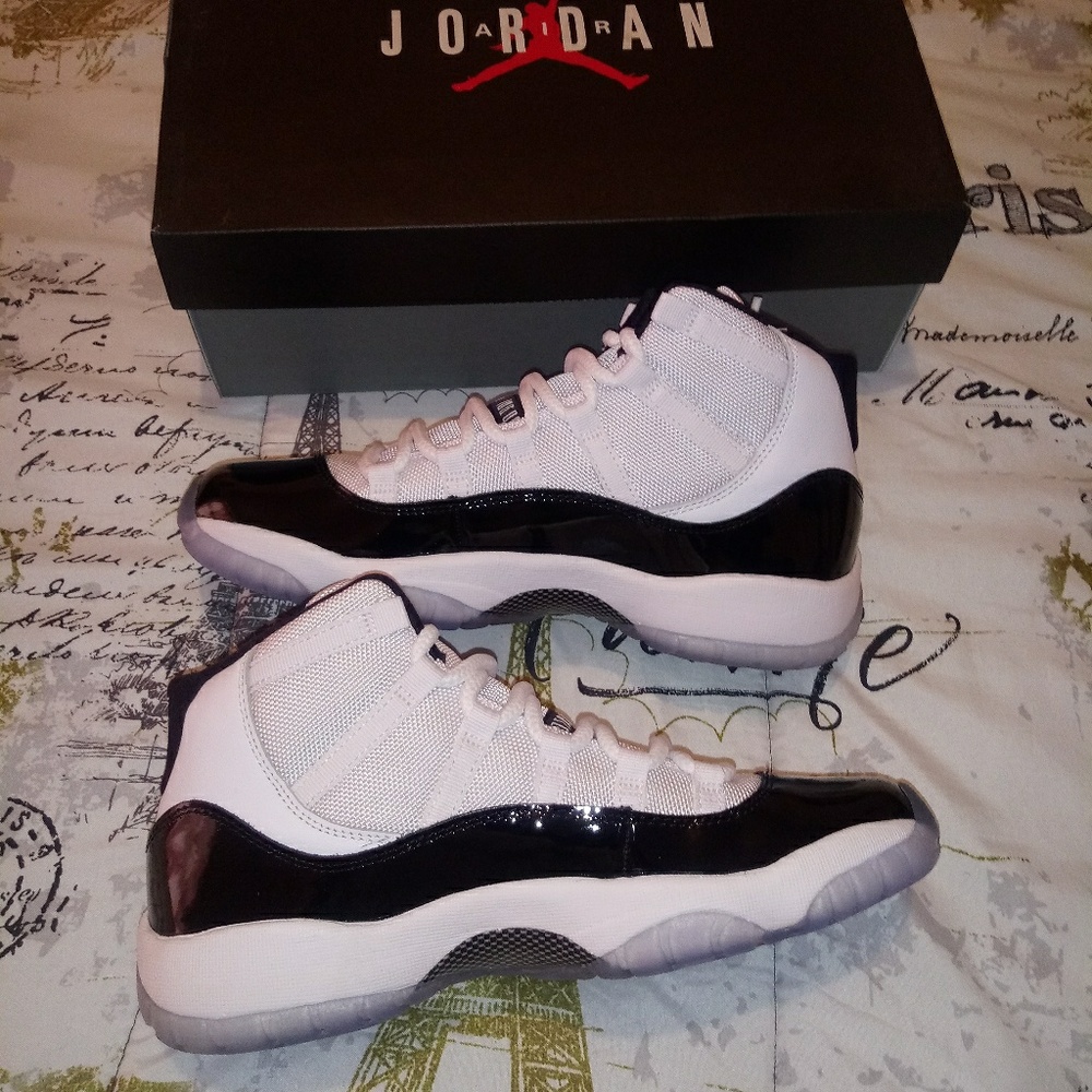 Jordan Retro 11 Concord - Picture 1 of 8